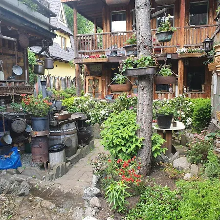 Zbojnickie Izby Homestay szállás
