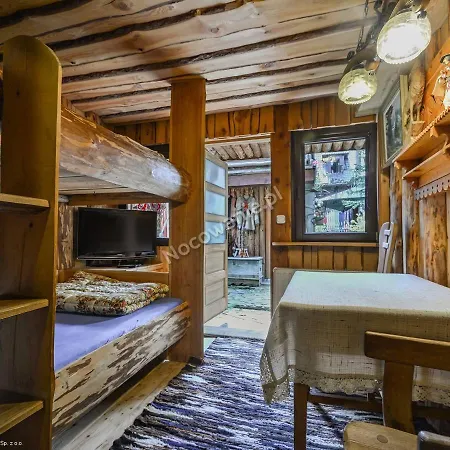 Zbojnickie Izby Homestay szállás *