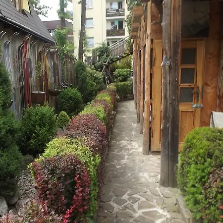 Zbojnickie Izby Rum i privatbostad