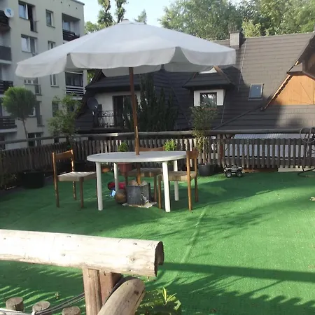 Zbojnickie Izby Rum i privatbostad *