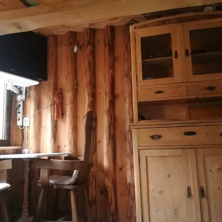 Zbojnickie Izby Rum i privatbostad *